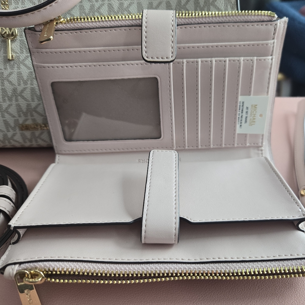 Michael Kors Beige and Pink Hamilton Satchel and Jet Set Travel Wallet Set - Picture 2 of 16
